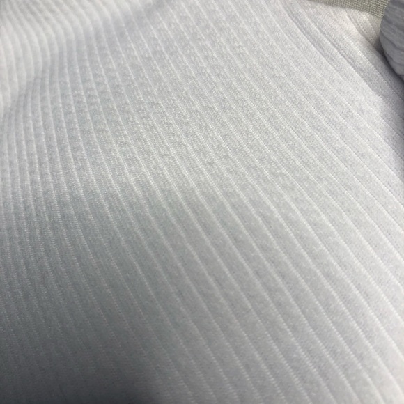 Ribbed White Bikini Top - Picture 2 of 3